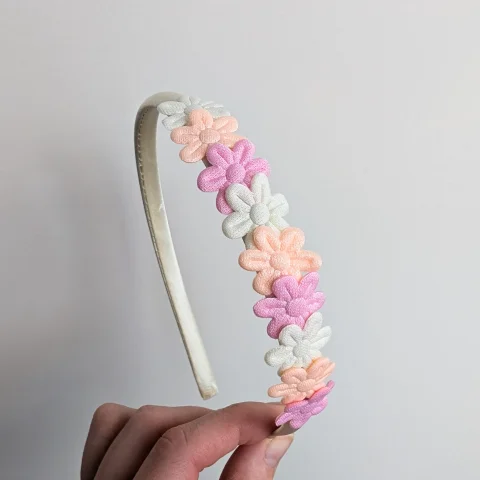 Diadeem spring flowers